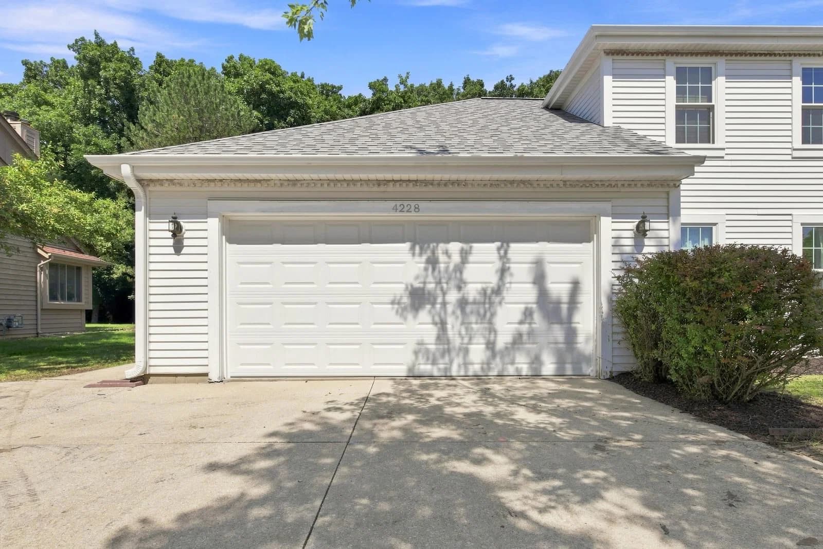 4228 Tumble Creek 4