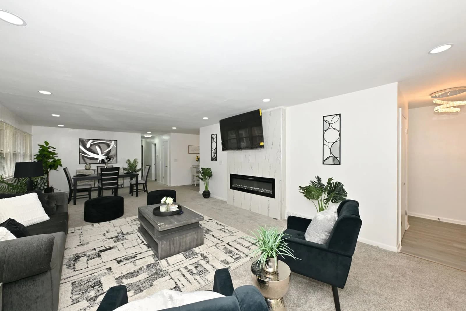 3950 58th, Milwaukee, WI 53216