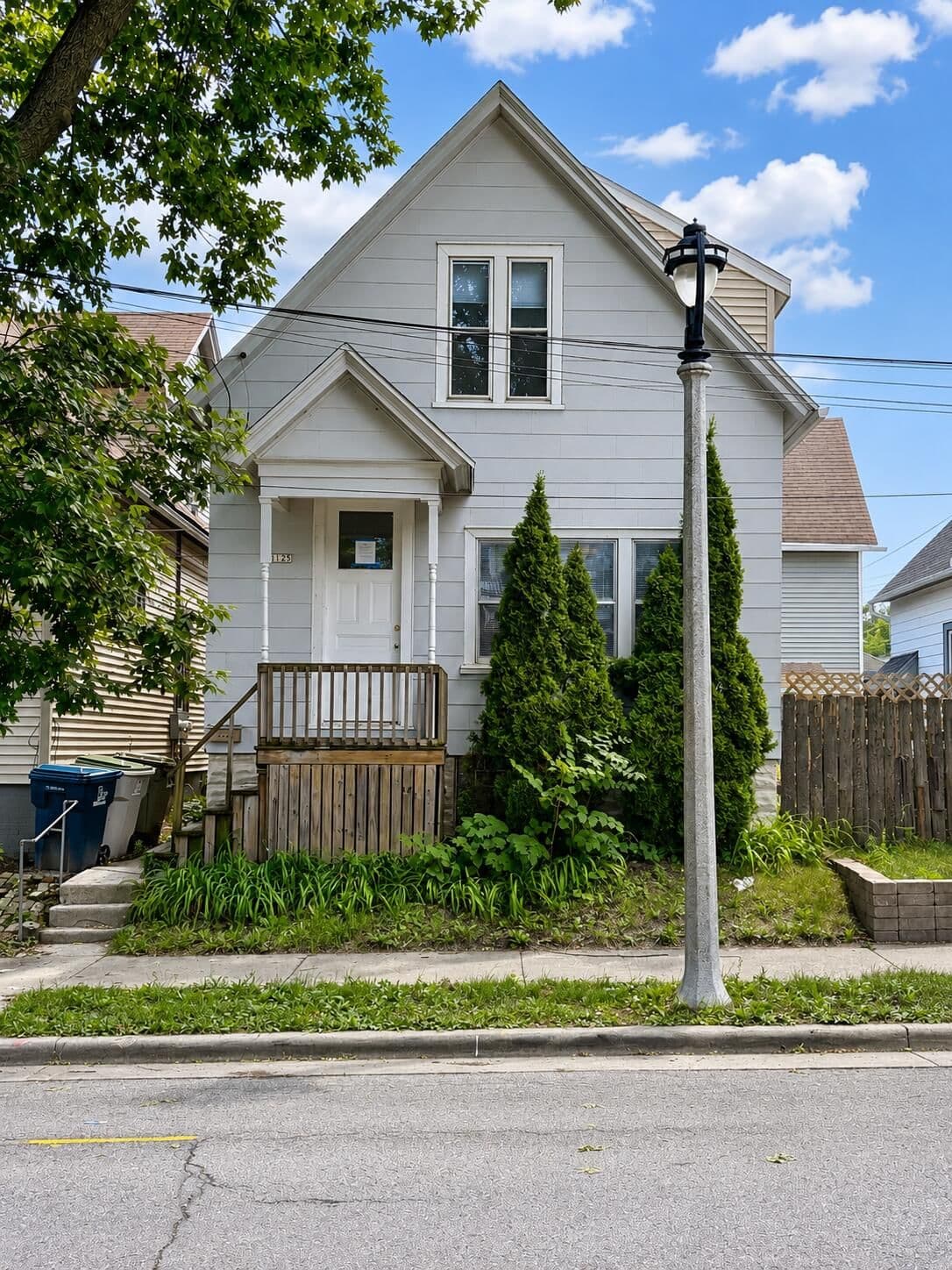1125 Clarke, Milwaukee, WI 53212