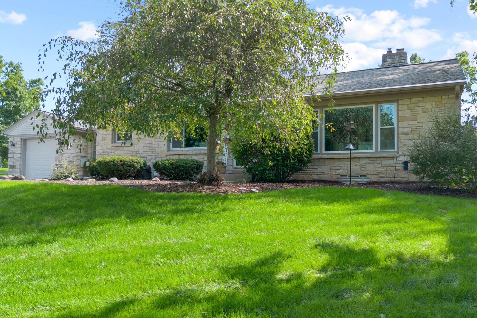 8020 68th, Franklin, WI 53132