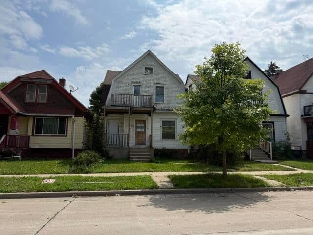 3626 9th, Milwaukee, WI 53206