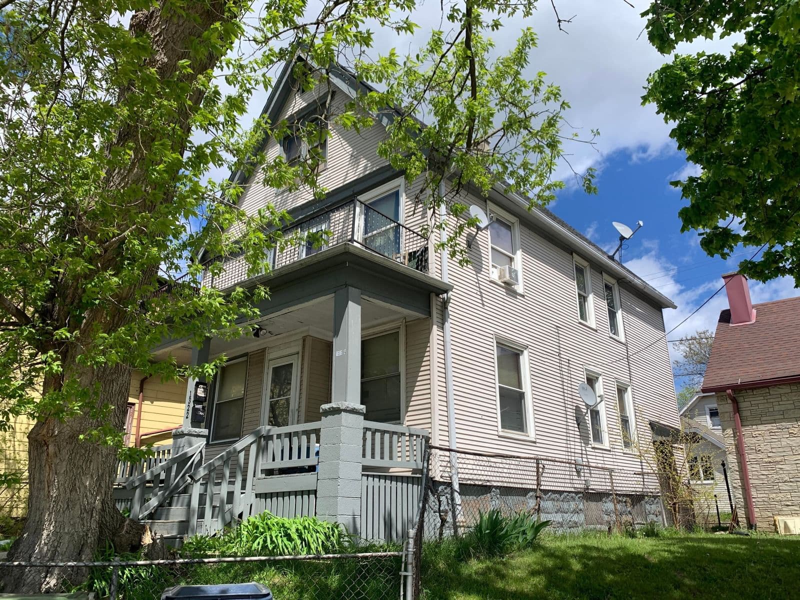 1322 Hopkins, Milwaukee, WI 53206