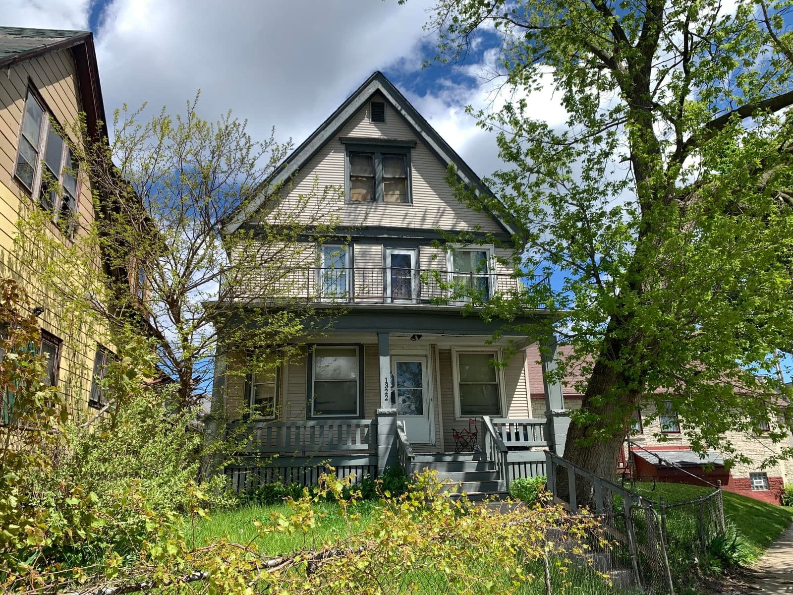 1322 Hopkins 2