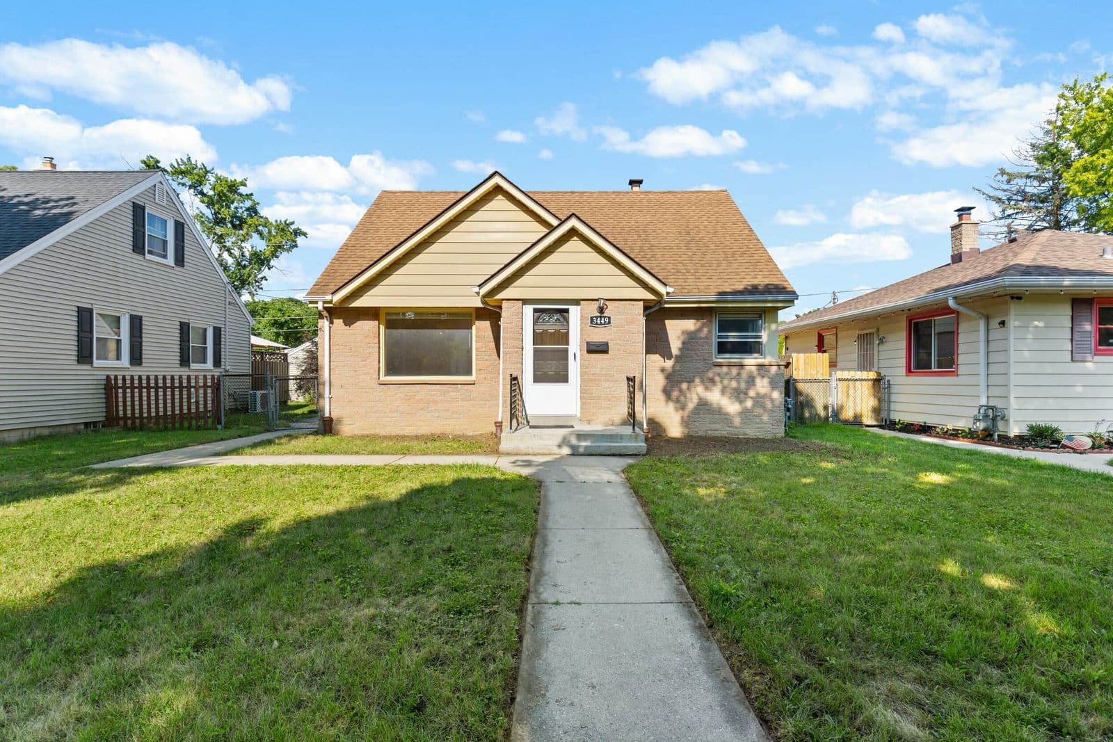 3449 77th, Milwaukee, WI 53222