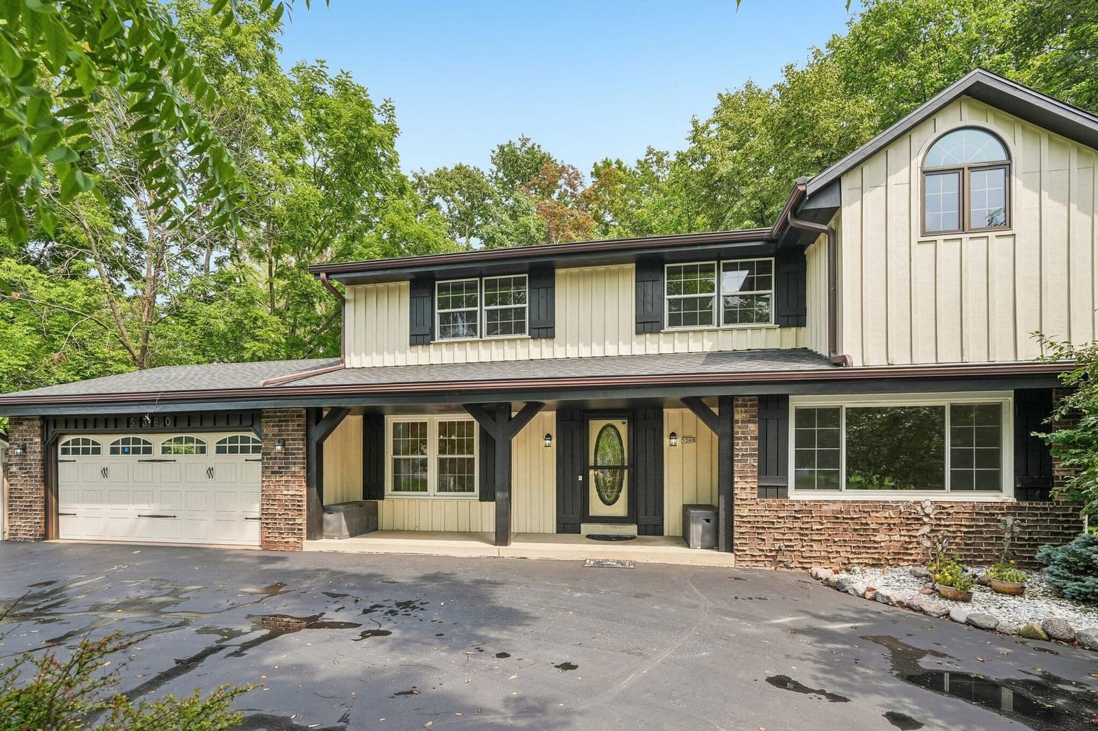 5360 43rd, Greenfield, WI 53220
