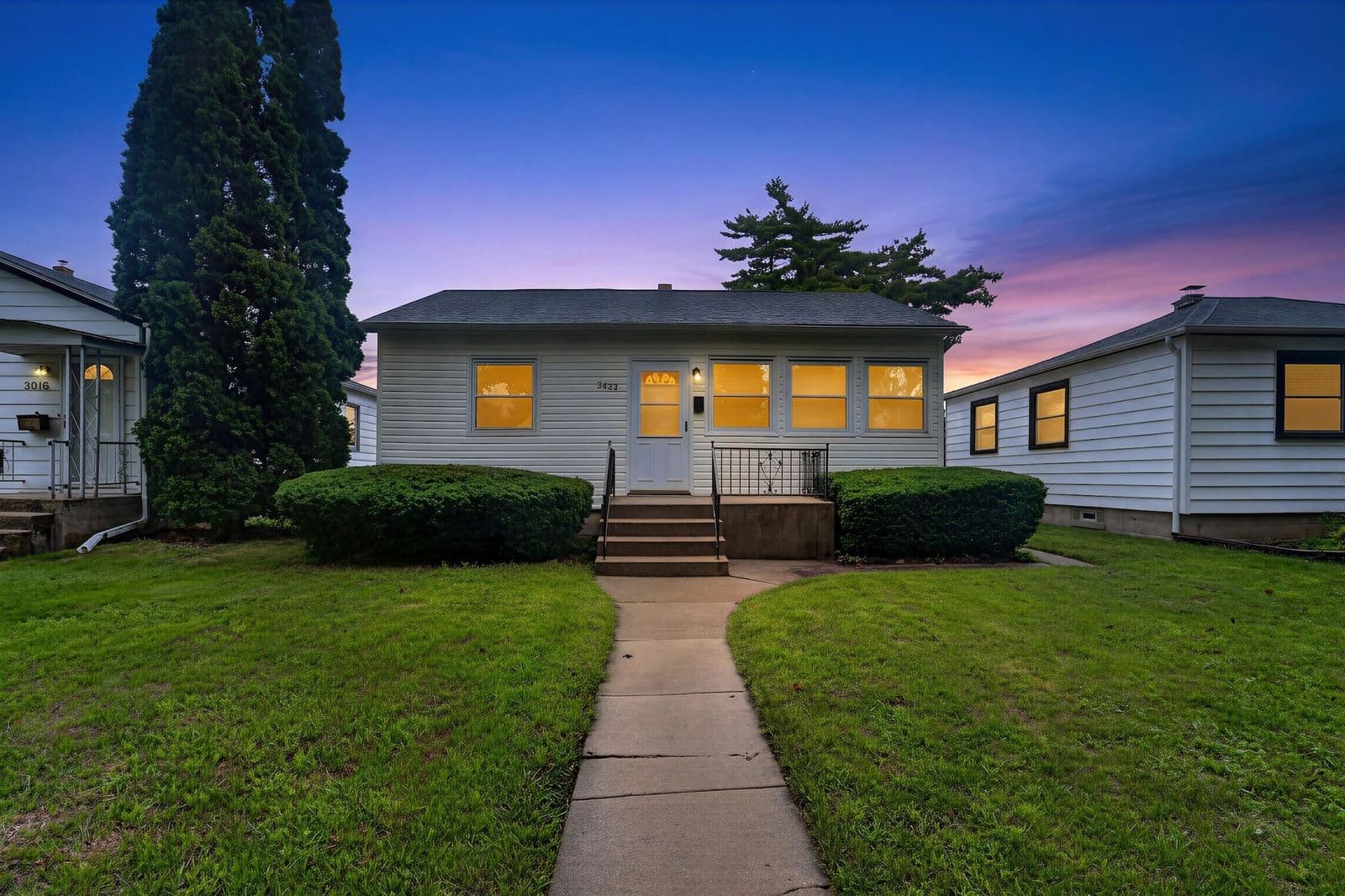 3822 19th, Milwaukee, WI 53221