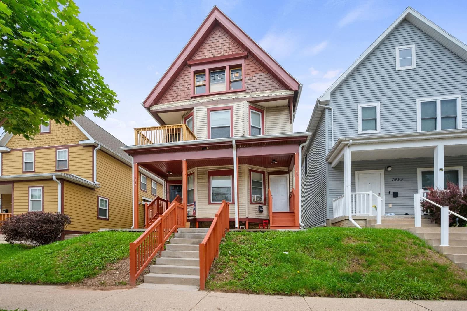 1929 38th, Milwaukee, WI 53208
