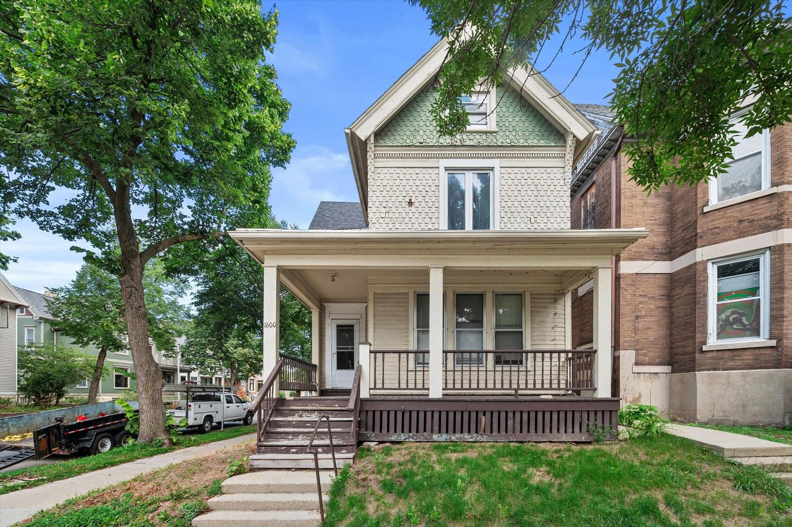 1600 Kane, Milwaukee, WI 53202