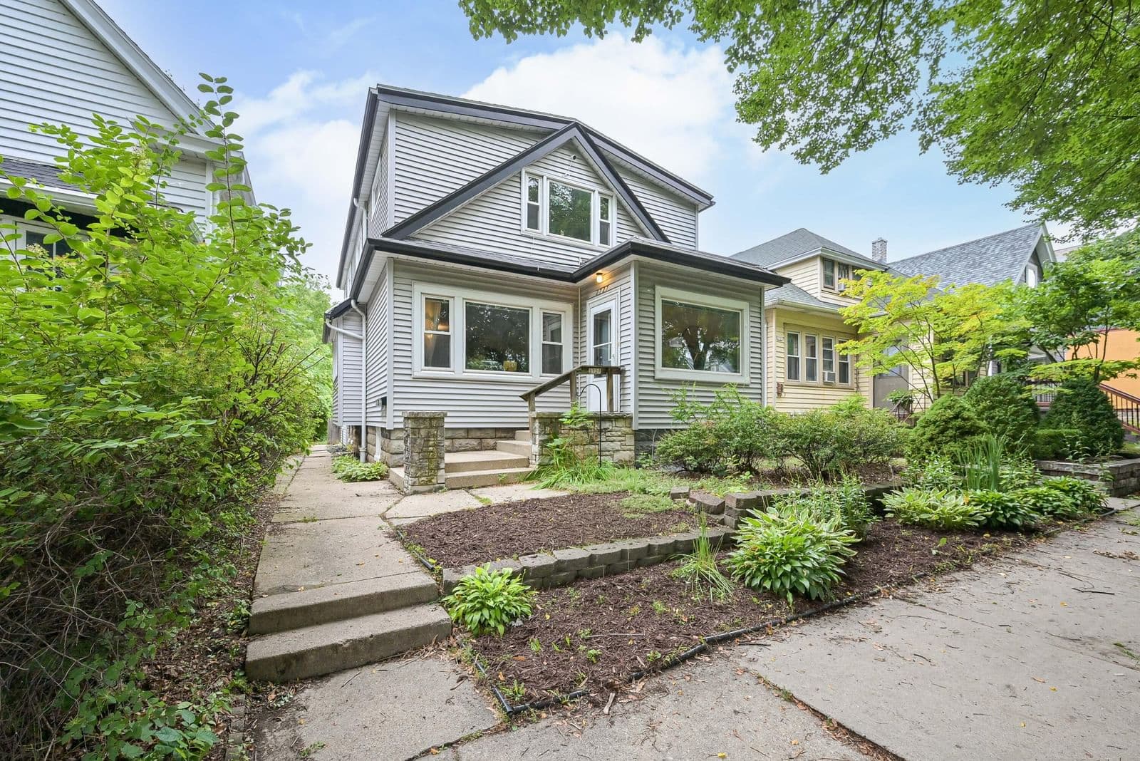 2727 Austin, Milwaukee, WI 53207