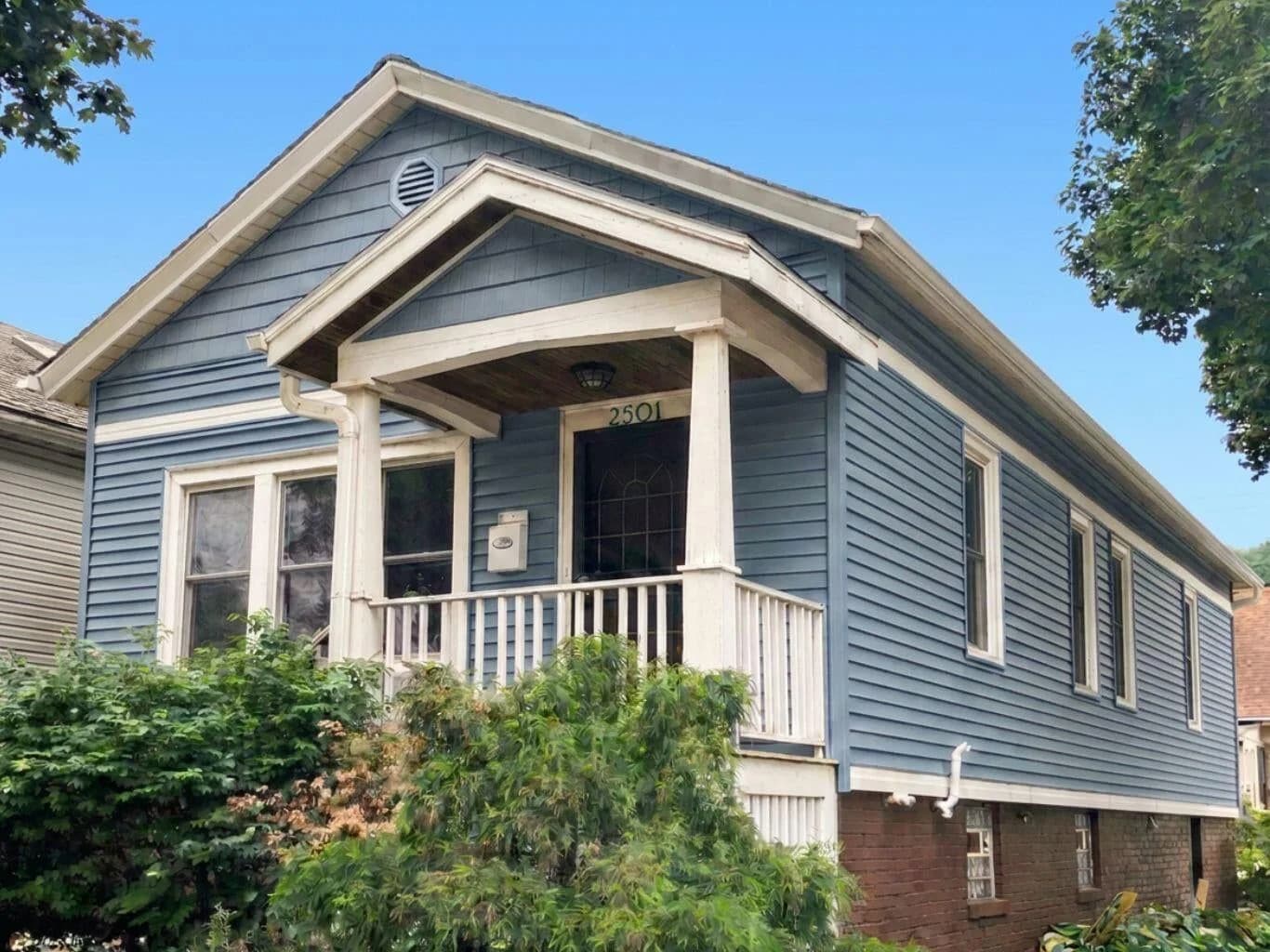 2501 Lenox, Milwaukee, WI 53207