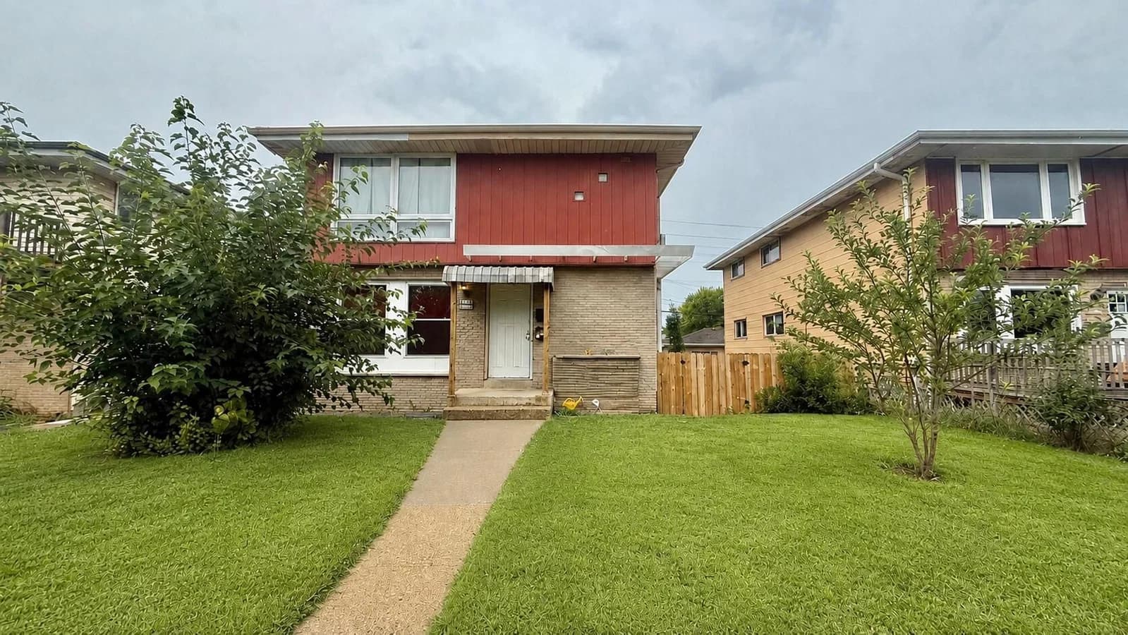 8718 Hampton, Milwaukee, WI 53225