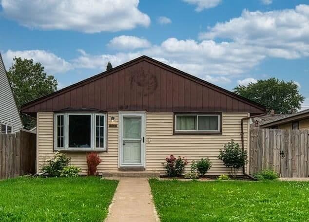 4666 50th, Greenfield, WI 53220