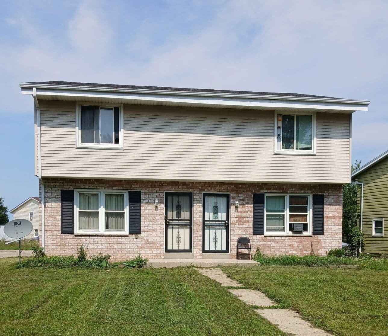 10434 Kiehnau, Milwaukee, WI 53224
