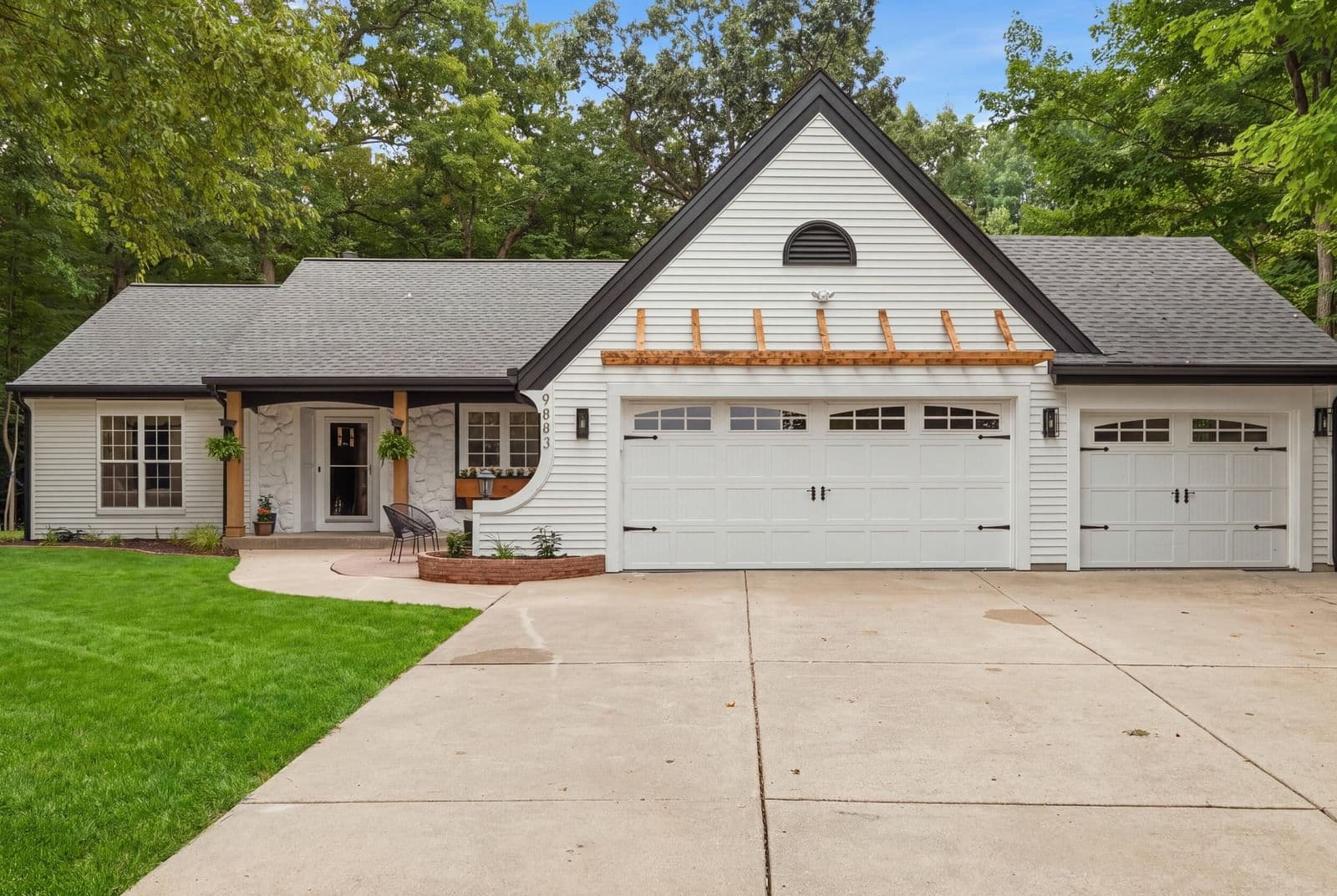 9883 35th, Franklin, WI 53132