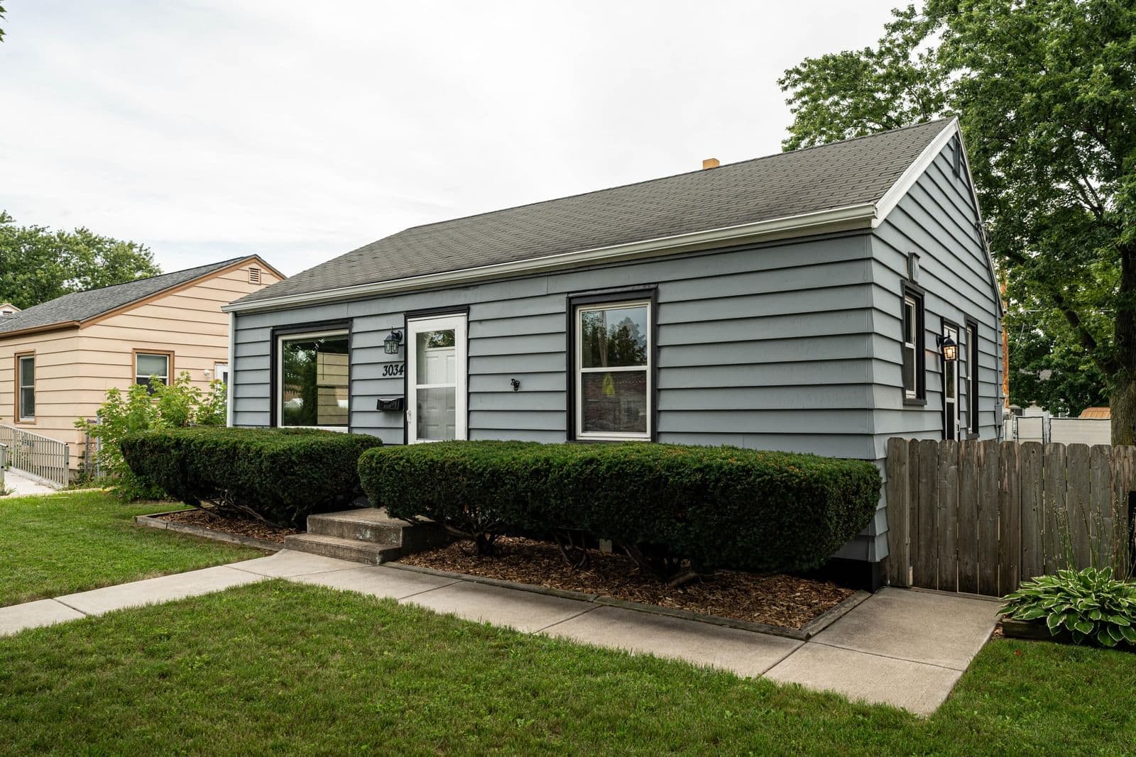 3034 68th, Milwaukee, WI 53219