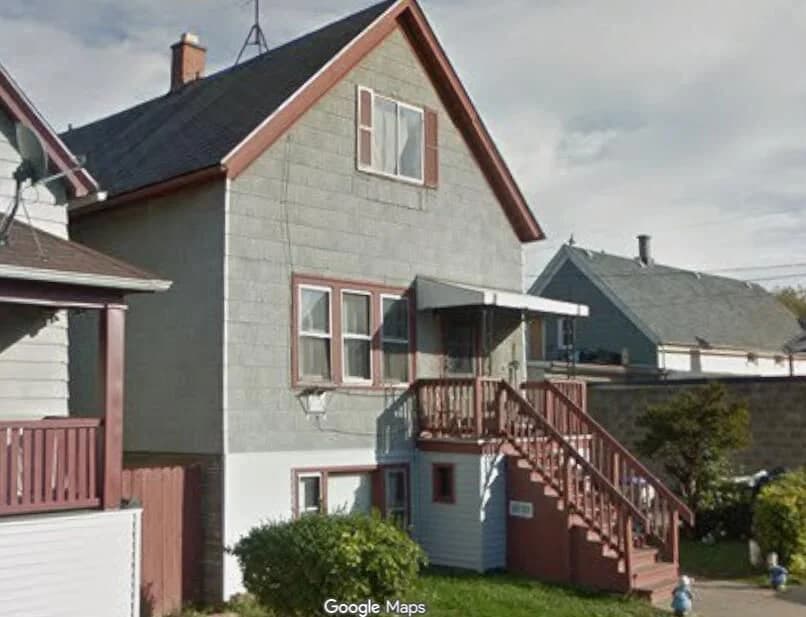 2484 5th, Milwaukee, WI 53207