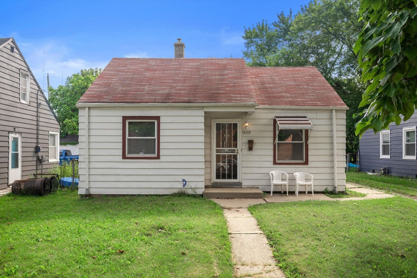 4908 27th, Milwaukee, WI 53209
