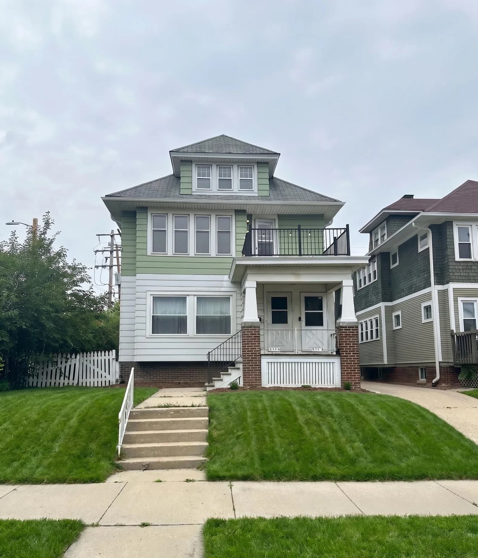 1813 54th, Milwaukee, WI 53208