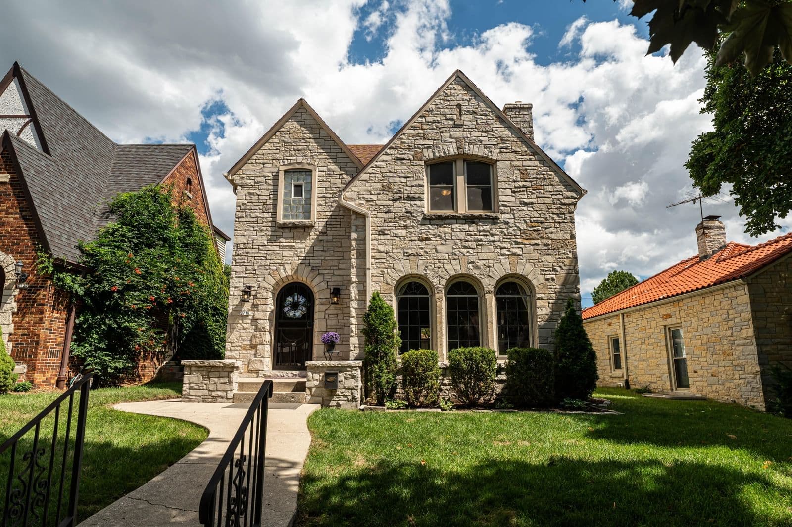2718 67th, Milwaukee, WI 53210