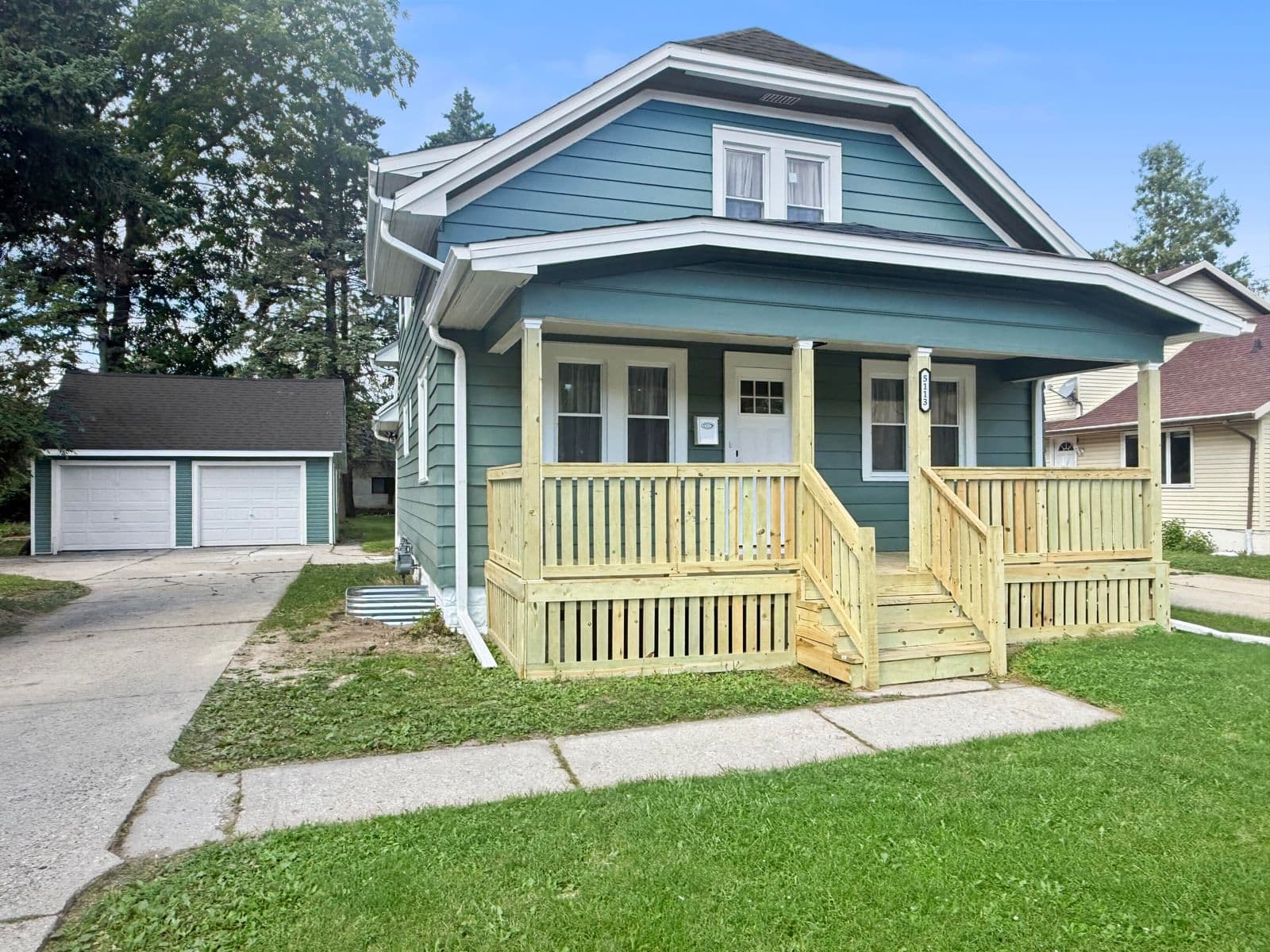 5113 55th, Milwaukee, WI 53218
