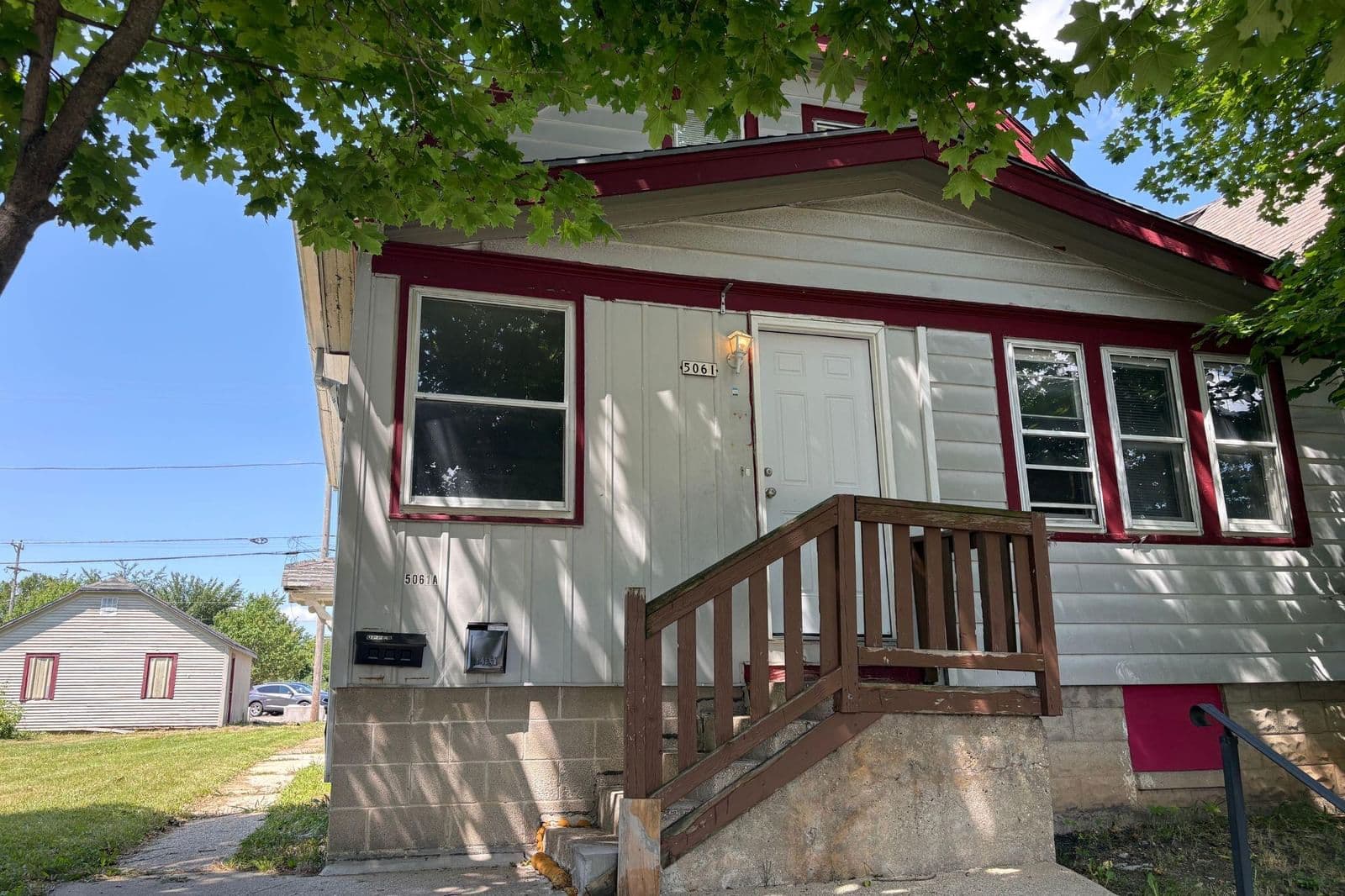 5061 32nd, Milwaukee, WI 53209
