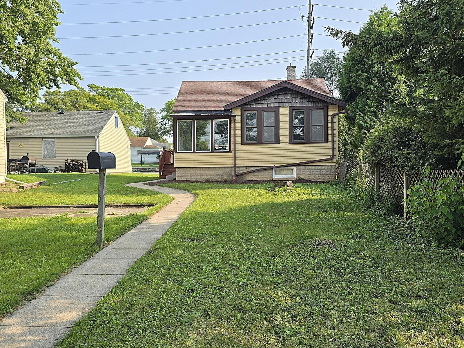 3617 Douglas, Milwaukee, WI 53209