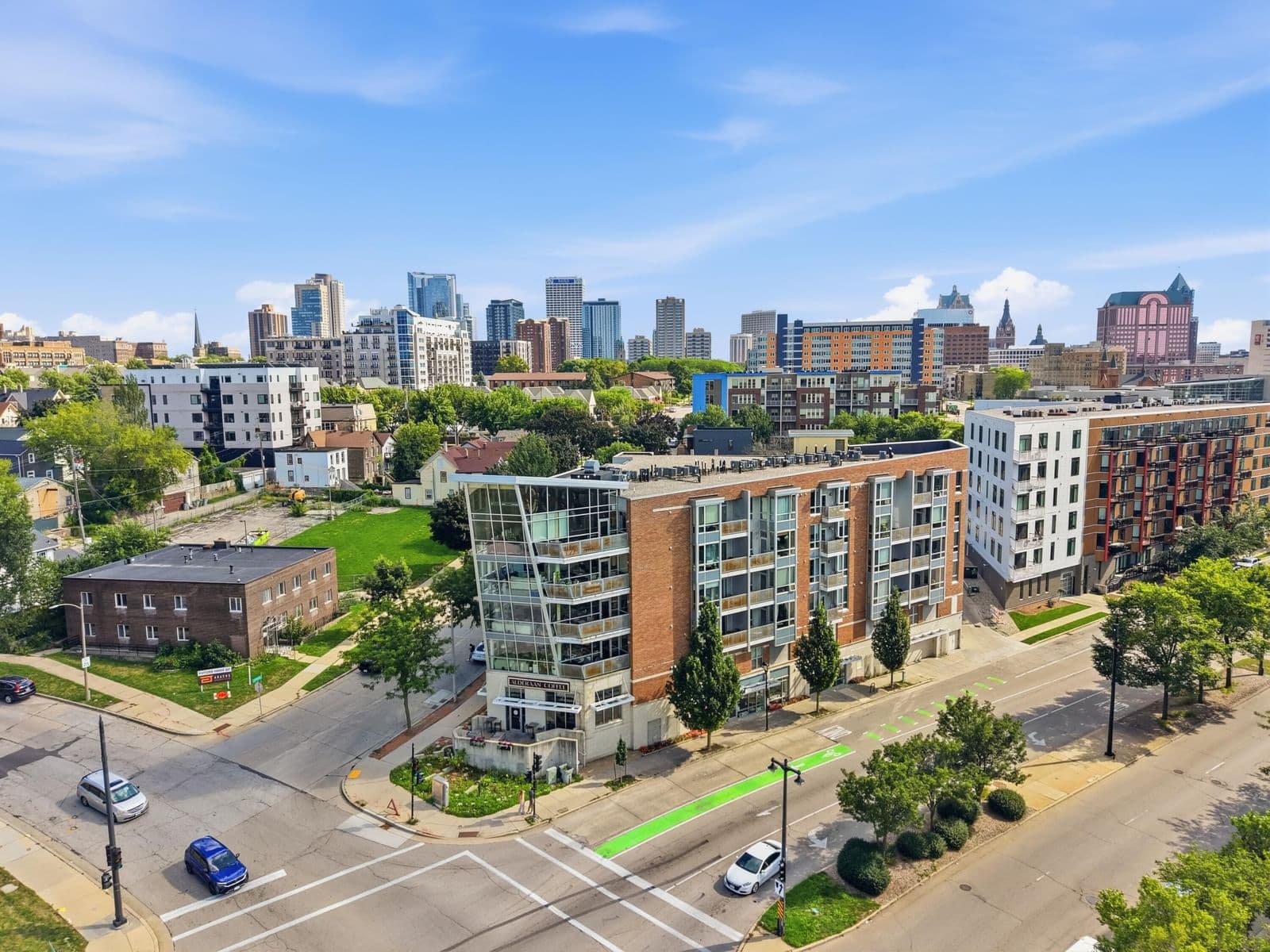 1541 Jefferson, Milwaukee, WI 53202