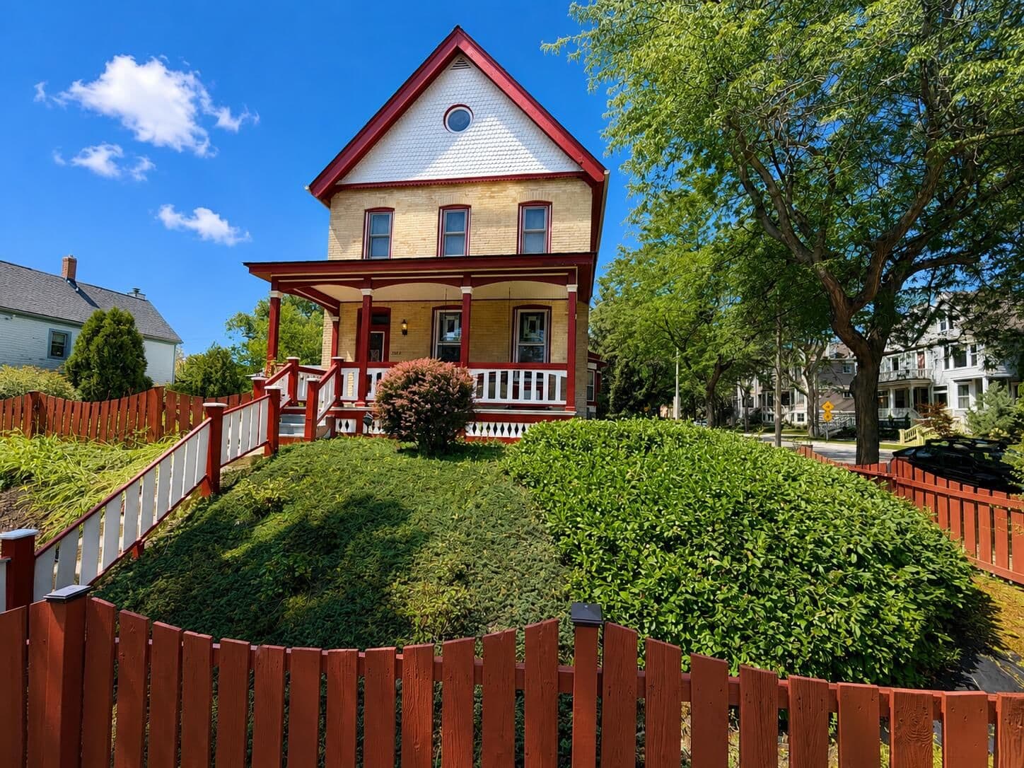 1849 1st, Milwaukee, WI 53212