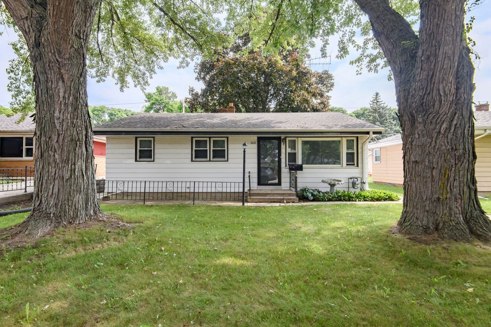 4042 60th, Milwaukee, WI 53220