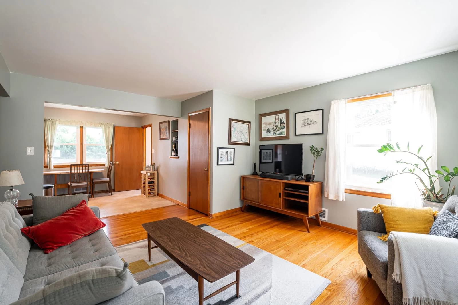 4014 Logan Ct 5