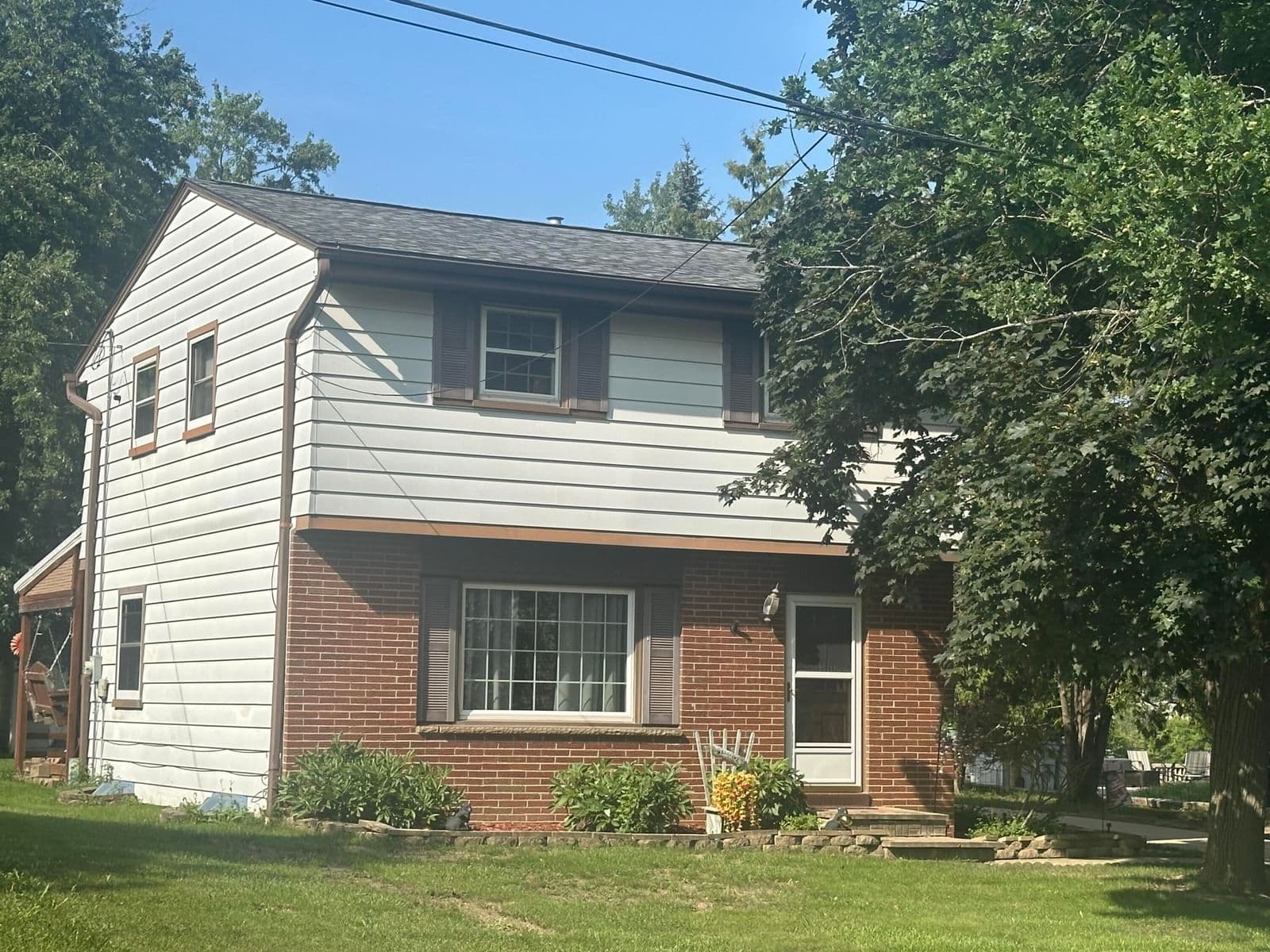 310 Uncas, Milwaukee, WI 53207