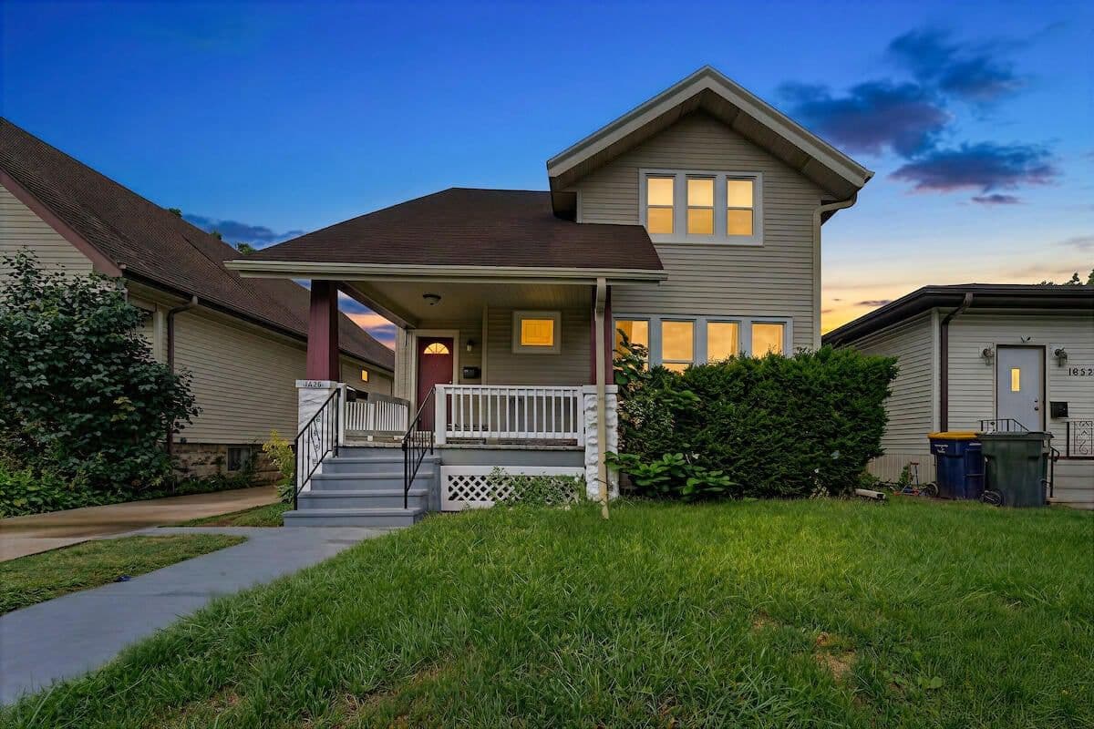 1639 79th, West Allis, WI 53214