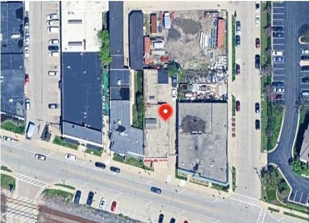 6210 State St, Wauwatosa, WI 53213 2