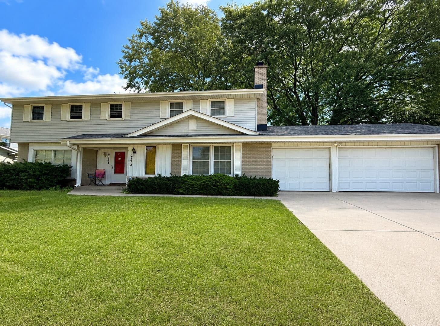 2772 124th, Wauwatosa, WI 53222