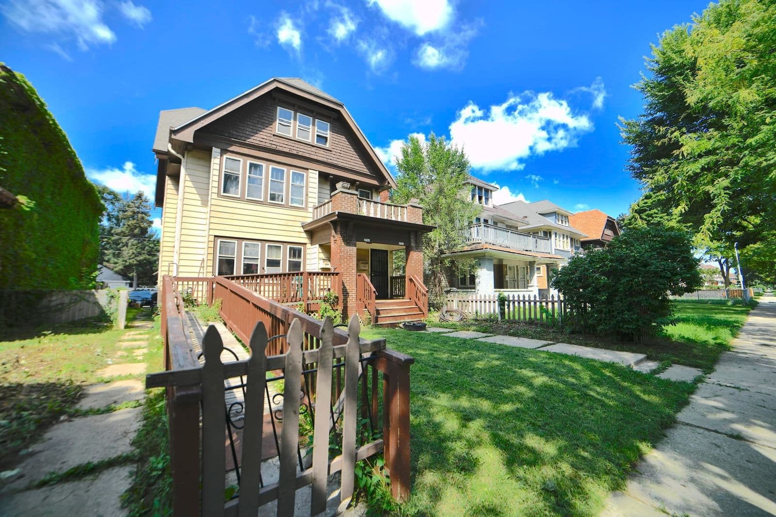 2761 45th, Milwaukee, WI 53210