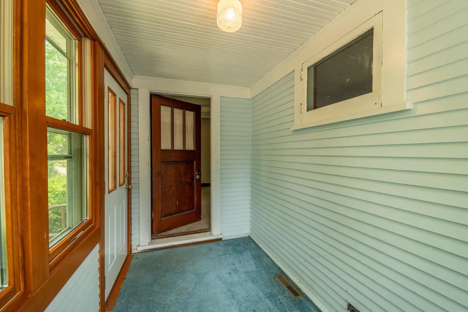 1331 Saveland 4