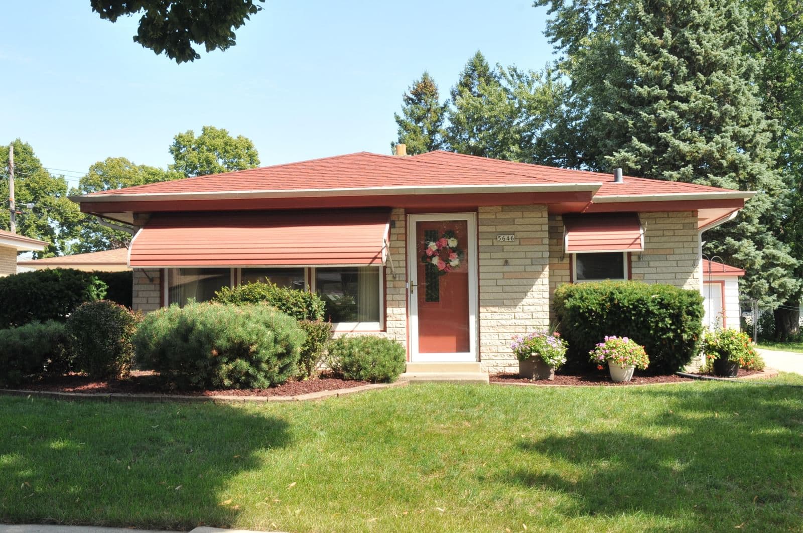 5646 30th, Milwaukee, WI 53221