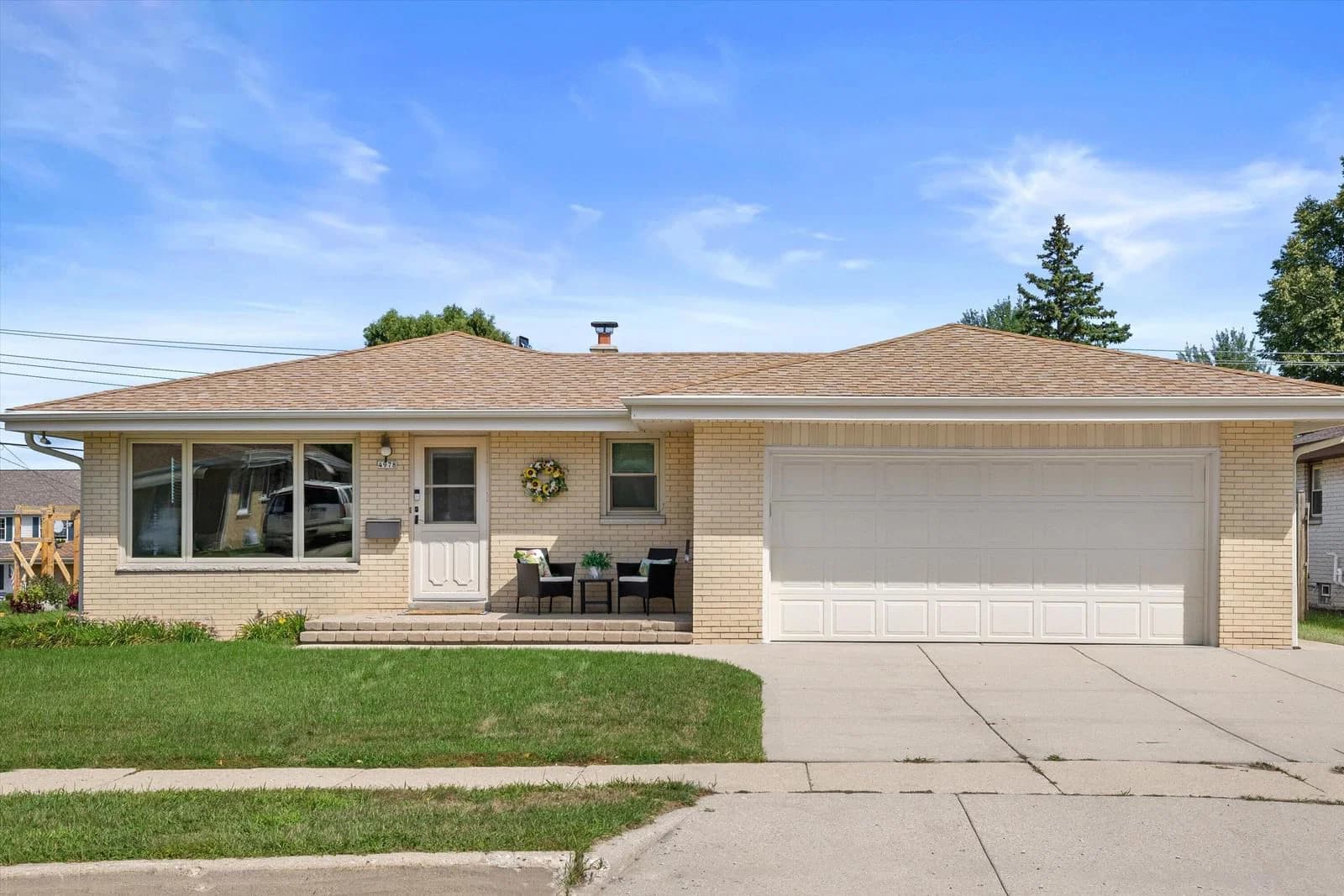 4978 24th, Milwaukee, WI 53221