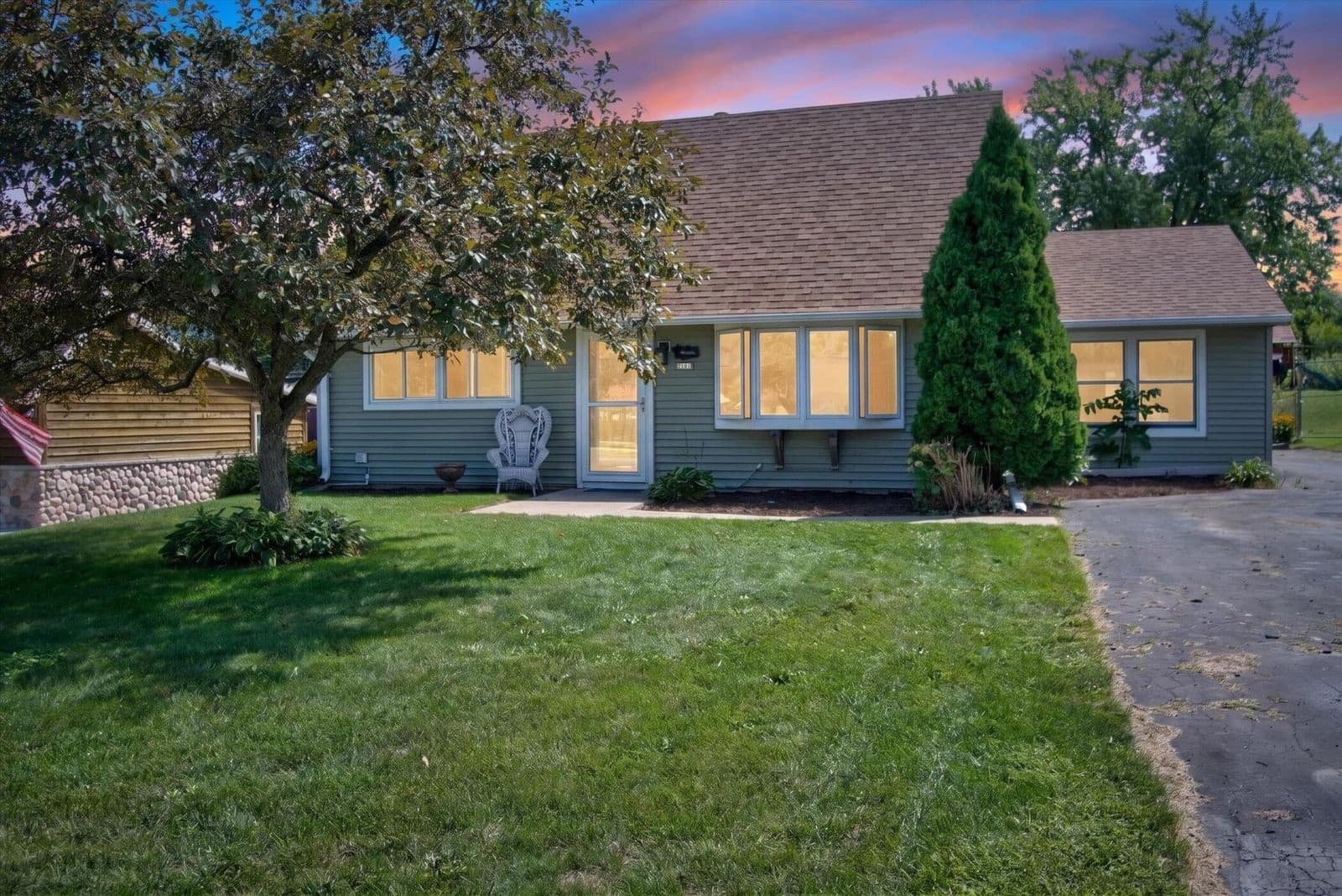 7101 Allerton, Greenfield, WI 53220