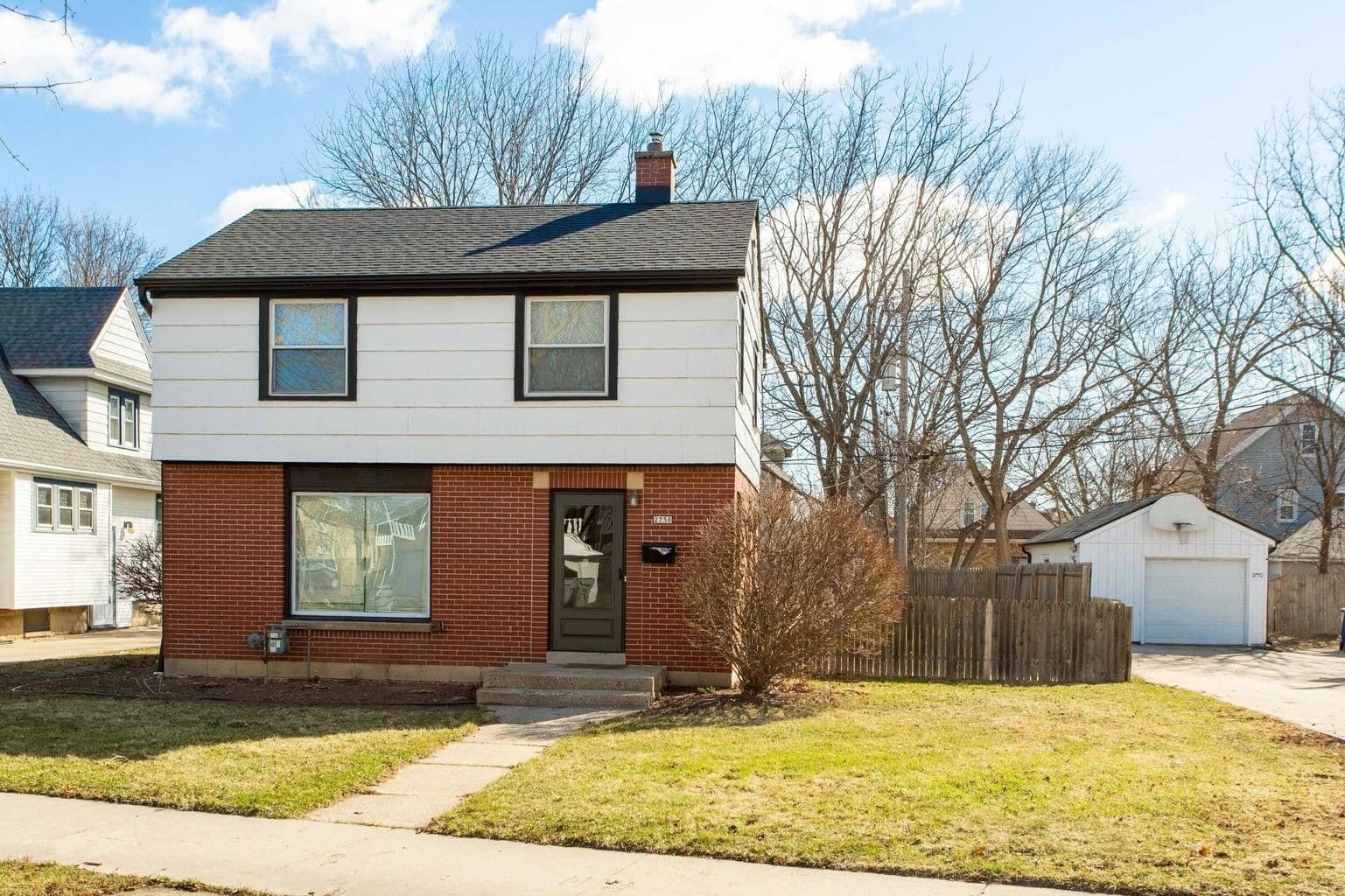 2750 61st, Milwaukee, WI 53210