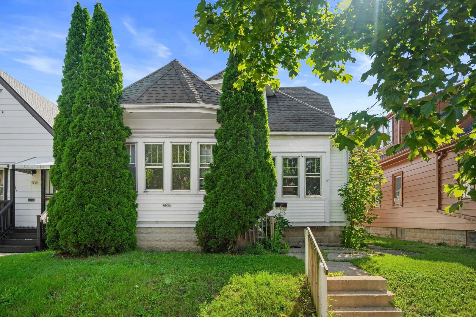 4656 40th, Milwaukee, WI 53209