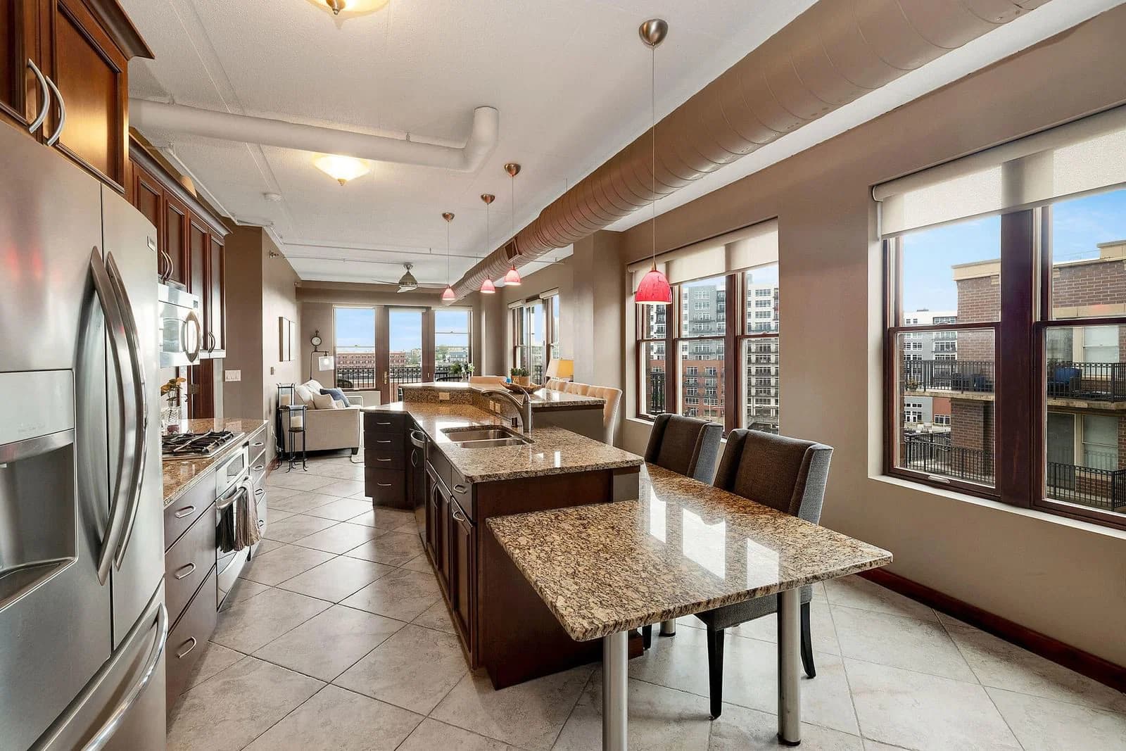 102 Water St 4