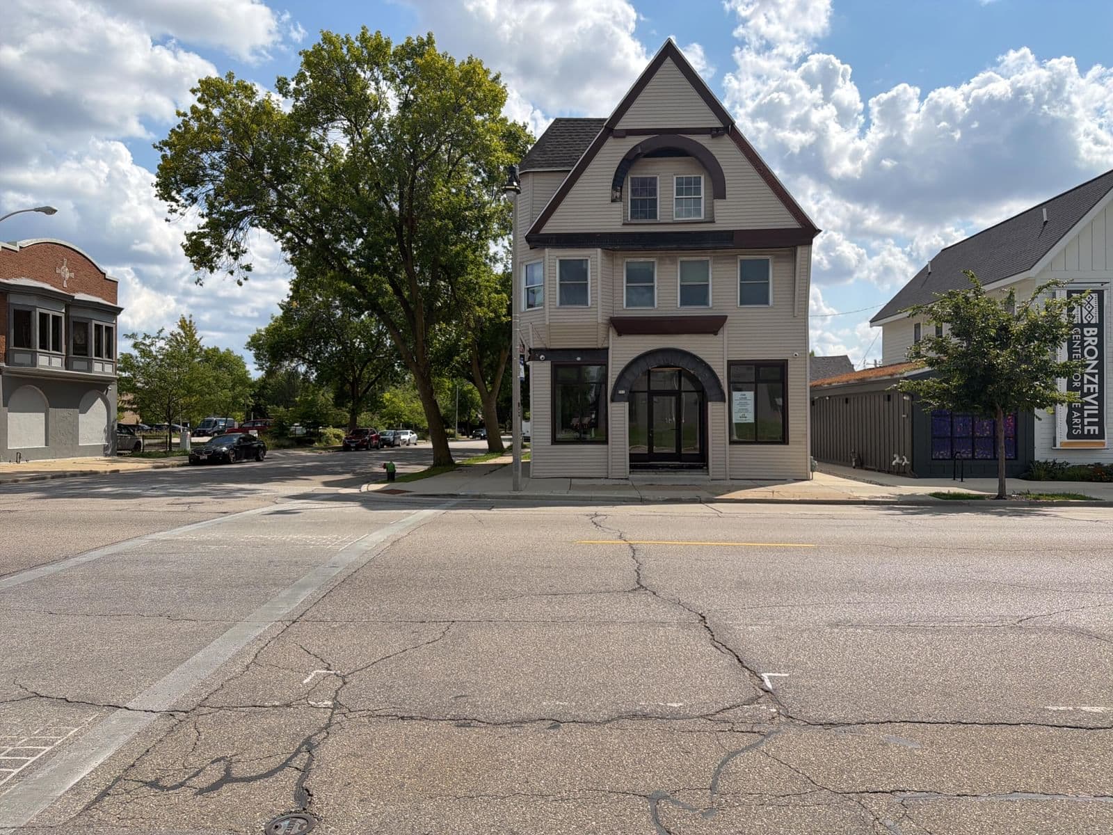 501 North, Milwaukee, WI 53212