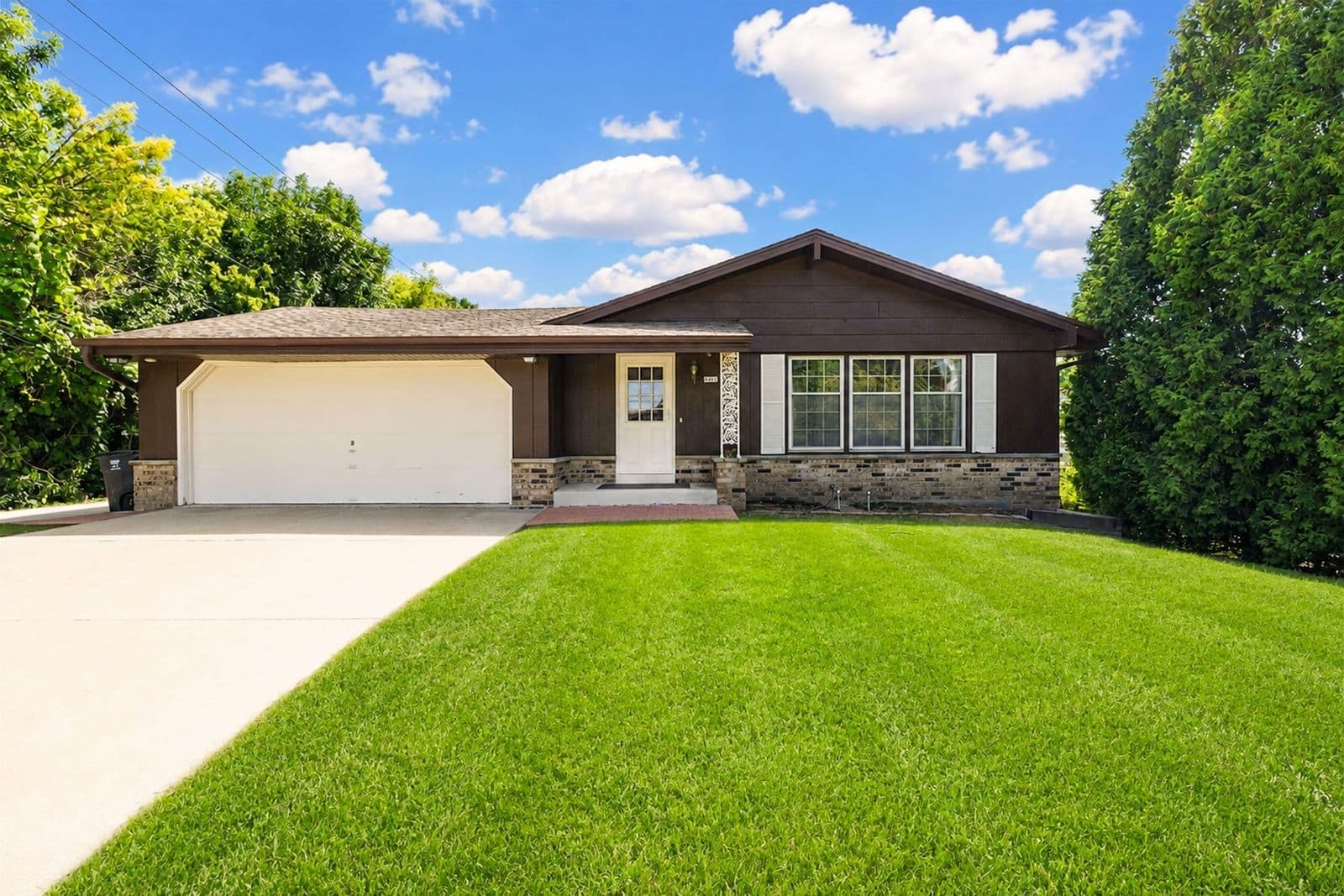 5401 Cold Spring, Greenfield, WI 53220