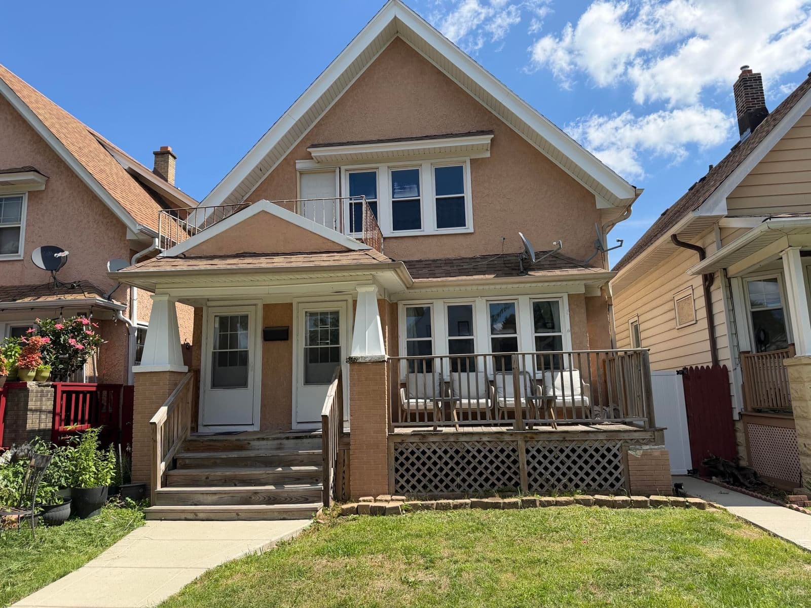 3116 9th, Milwaukee, WI 53215