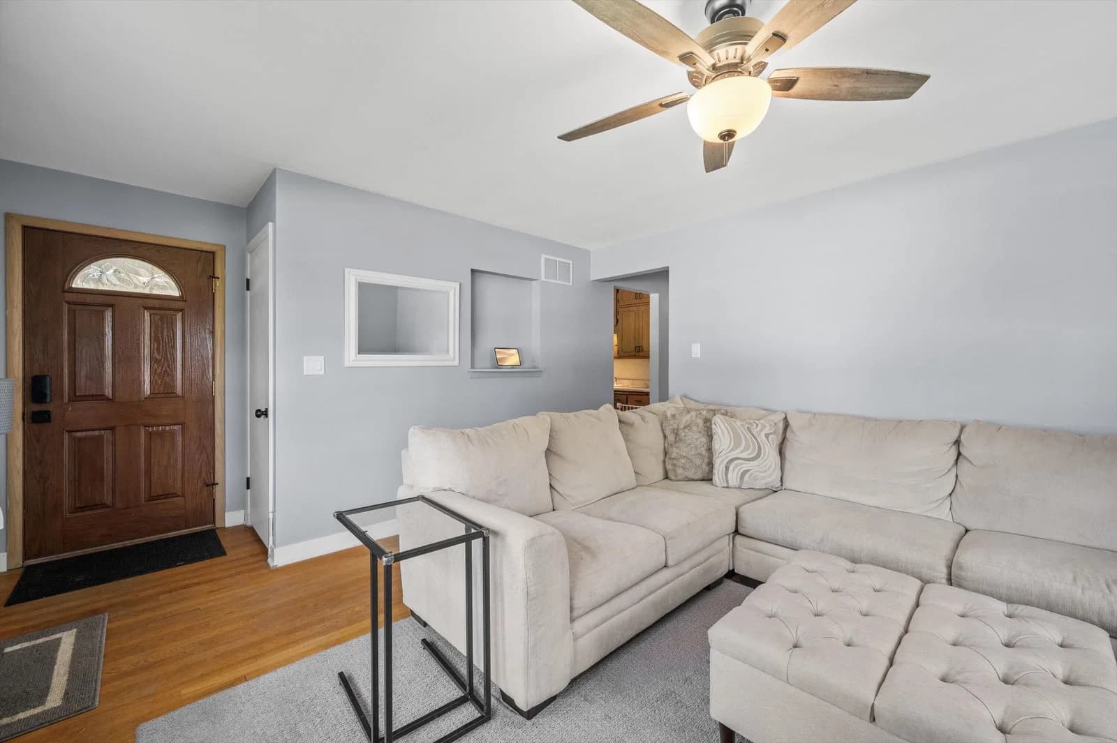 1411 Manitowoc Ave 5