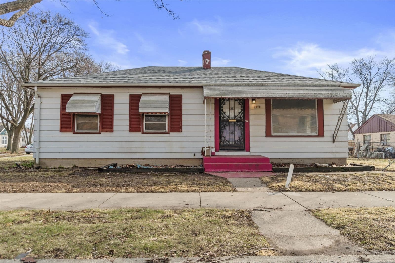 2101 Fairmount, Milwaukee, WI 53209