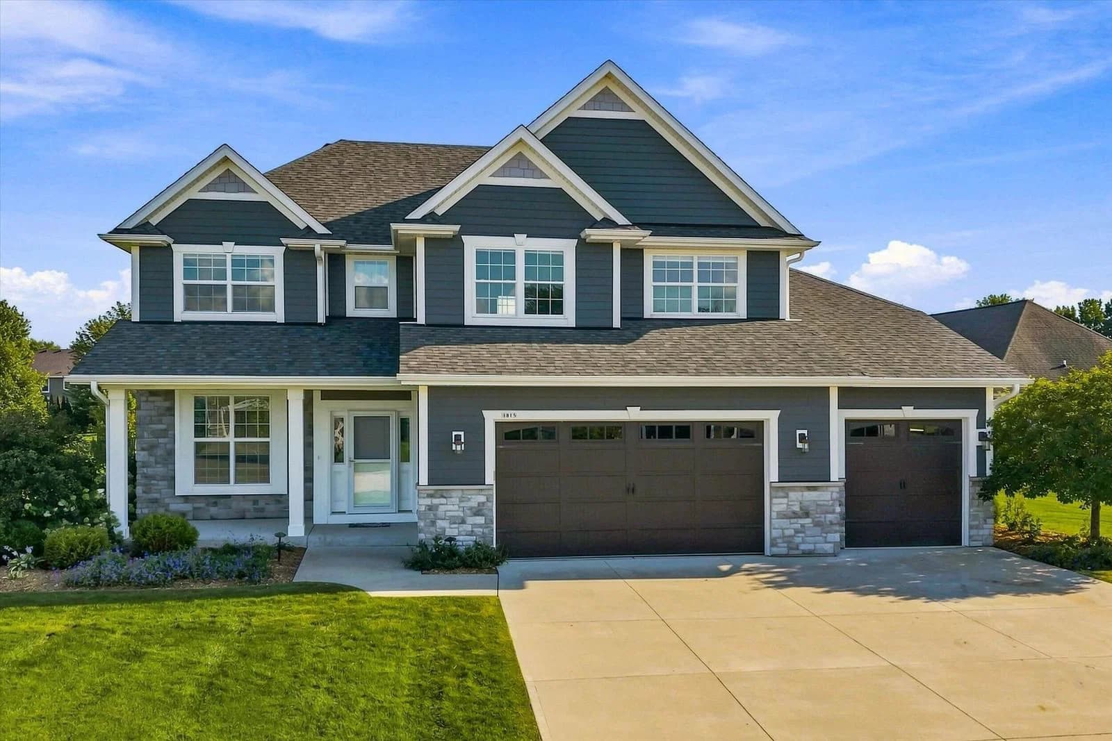 1815 Lilac, Oak Creek, WI 53154