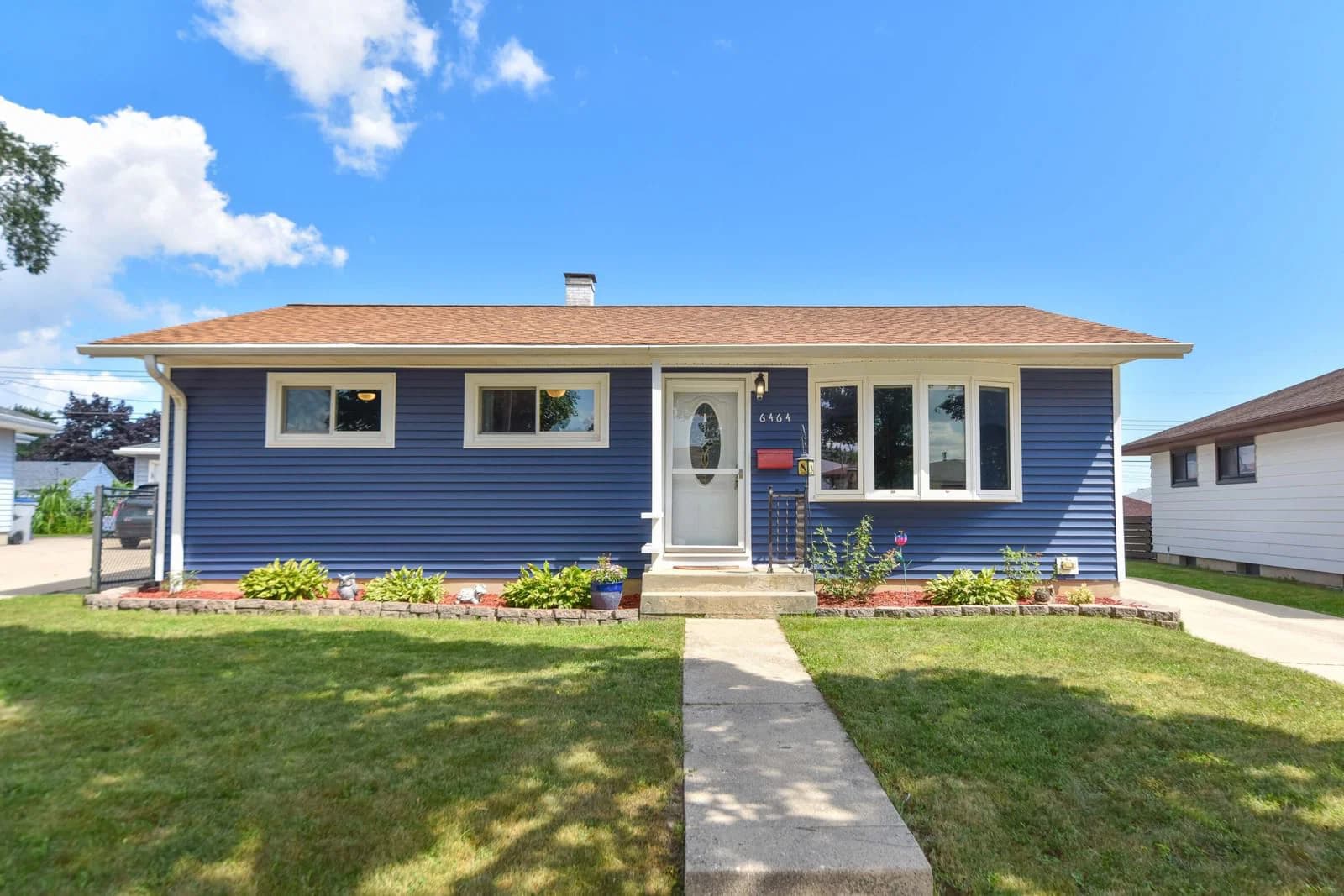 6464 18th, Milwaukee, WI 53221