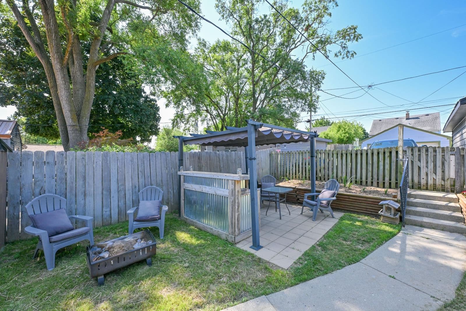 8113 Townsend 3
